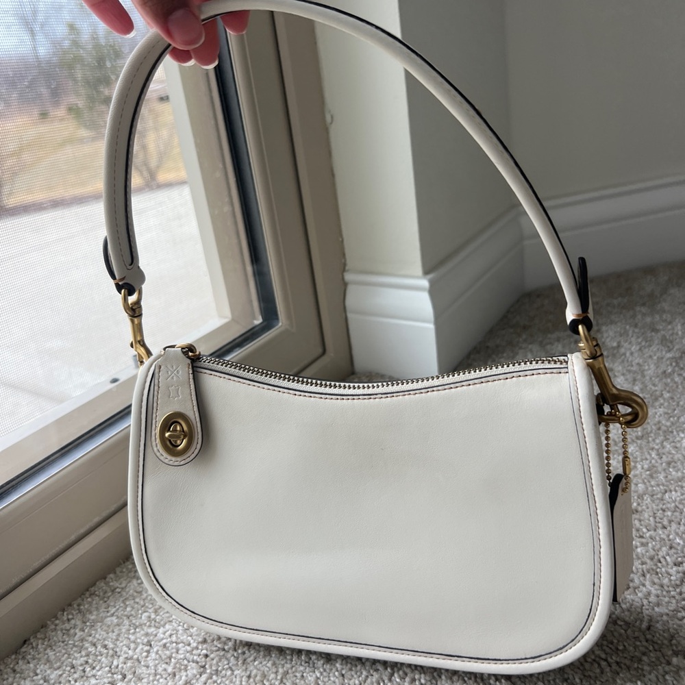 Coach Swinger Bag Crossbody White Chalk Brass